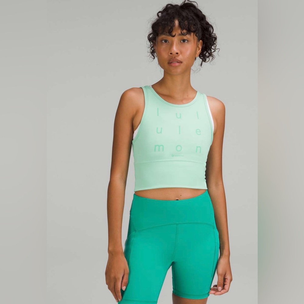 Lululemon Power Pivot Everlux Tank Top *Motif
Wild Mint
Size: 6